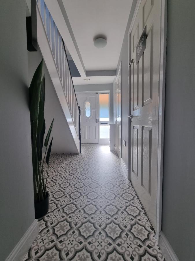 House Of Kaima - 6 Bed Detached Villa Dewsbury Ngoại thất bức ảnh